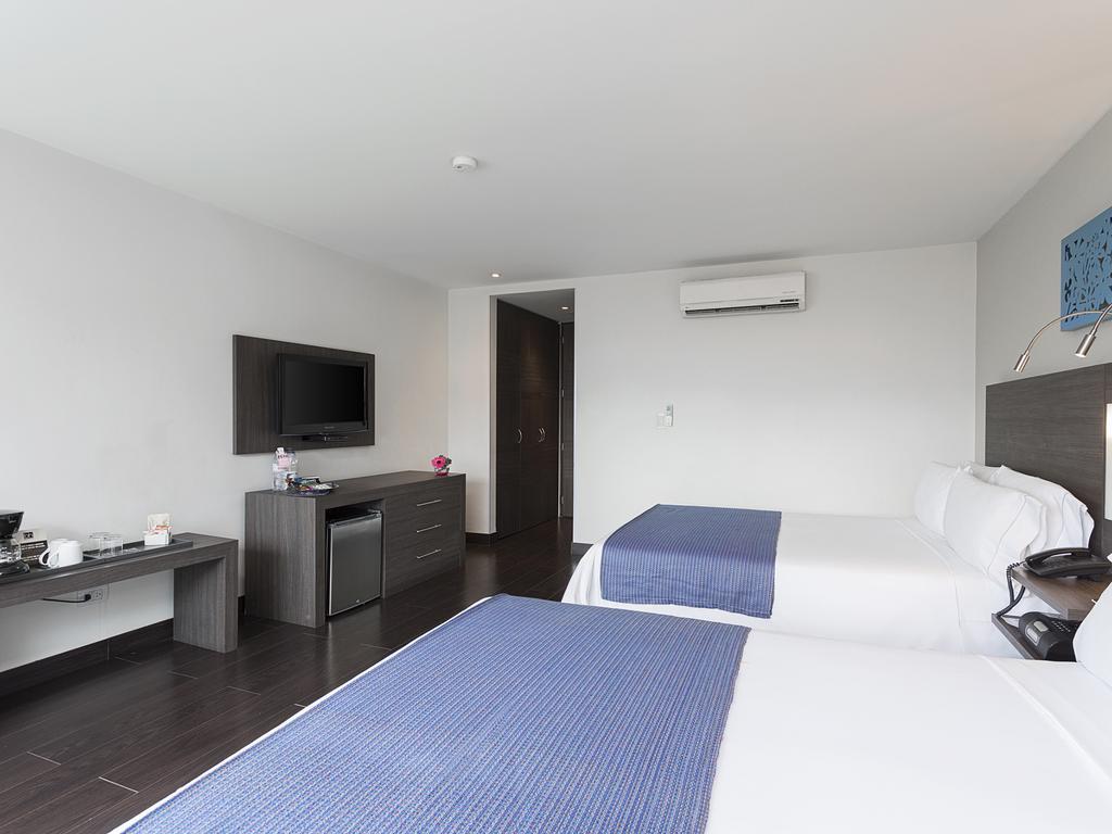 Hotel Bh El Poblado Medellín Extérieur photo